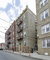 1512 Bergenline Ave in Union City, NJ - Building Photo - Building Photo