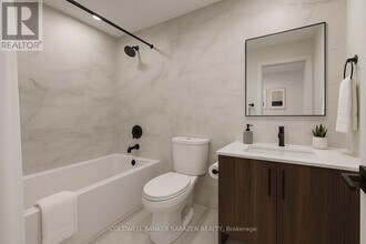 353 Wilmont Ave in Ottawa, ON - Building Photo - Building Photo