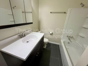 606 E McKinley Rd in Ottawa, IL - Building Photo - Building Photo