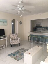 649 Royal Palm Blvd, Unit A3 in Vero Beach, FL - Building Photo - Building Photo