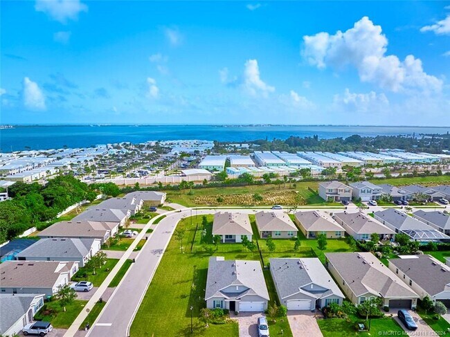 property at 2731 NE Breezeway Cir