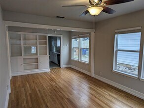 4526 Avenue H in Austin, TX - Building Photo - Building Photo