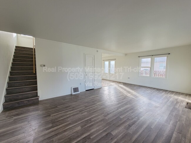 87 Symons St in Richland, WA - Building Photo - Building Photo