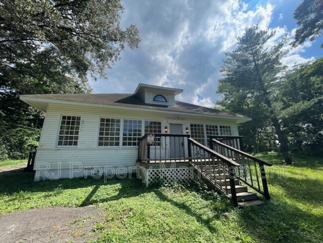 8457 E Kerrville Rosemark Rd in Millington, TN - Building Photo - Building Photo