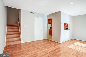 9930 Brookridge Ct in Gaithersburg, MD - Building Photo - Building Photo