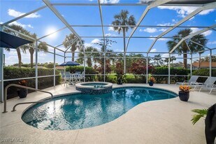 8625 Gleneagle Way, Unit 211 in Naples, FL - Building Photo