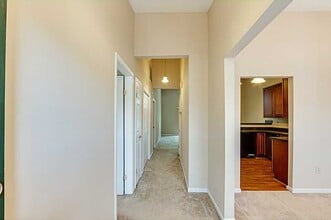 201 Westover Ave, Unit 302 in Norfolk, VA - Building Photo - Building Photo