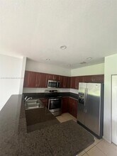 8271 SW 29th St in Miramar, FL - Building Photo - Building Photo