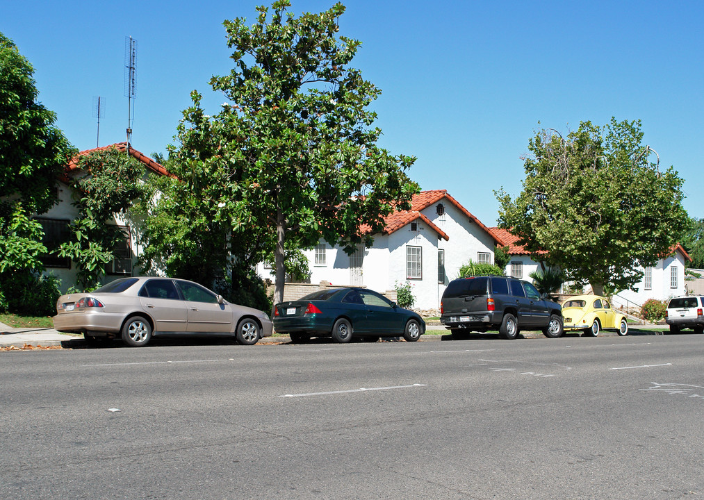 1249 P St in Fresno, CA - Foto de edificio