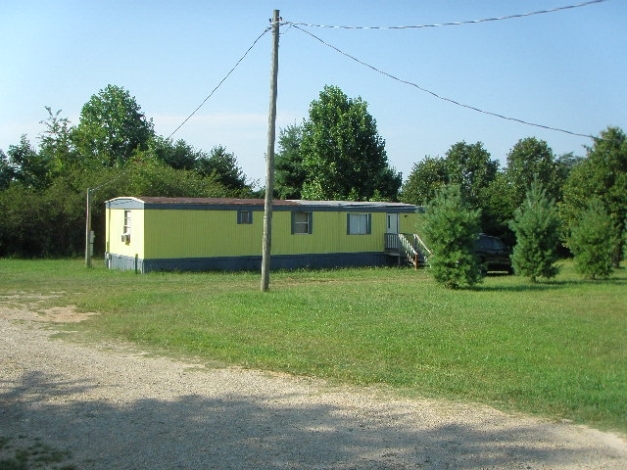 143 Vista Dr in Pamplin, VA - Foto de edificio