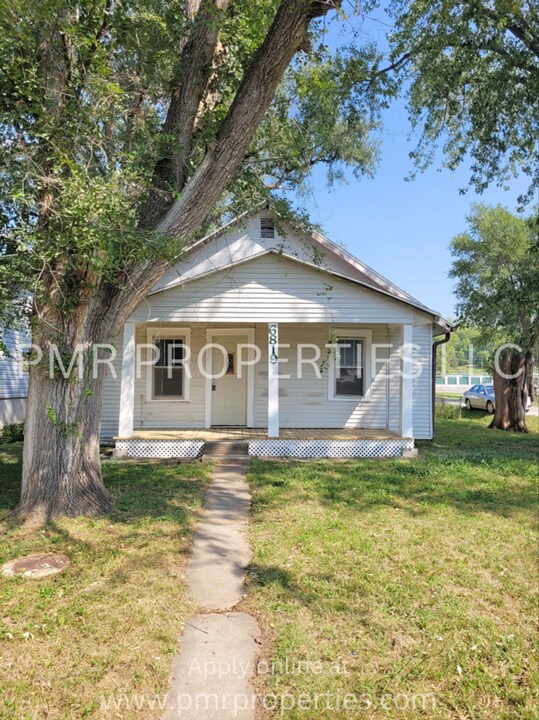 6819 Washington St in St. Joseph, MO - Building Photo