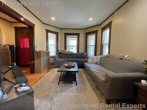 38 Minnesota Ave in Somerville, MA - Building Photo - Building Photo