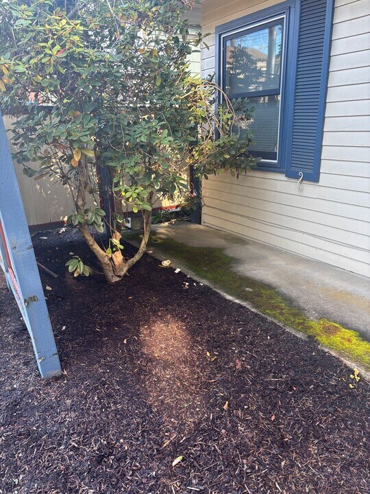 222 SE Ford St in McMinnville, OR - Building Photo