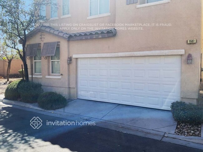 property at 7507 Little Laramie St
