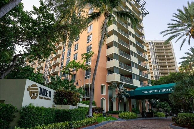 property at 2951 S Bayshore Dr