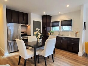 908 Victoria Ave, Unit 908 in Venice, CA - Building Photo - Building Photo