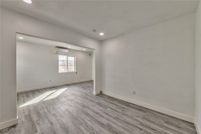 property at 339 N 10th St