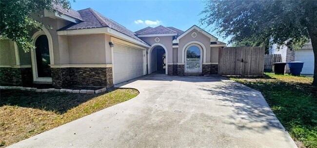 11 Upas St in McAllen, TX - Building Photo - Building Photo