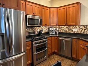 22 E Market St, Unit 201 in Corning, NY - Building Photo - Building Photo