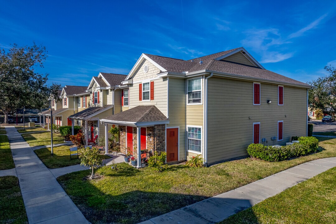 Bay Pointe at Cortez in Bradenton, FL - Building Photo