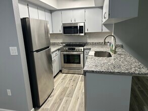 286 Leafy Way Ave in Spring Hill, FL - Building Photo - Building Photo