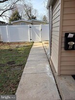 7330 Sycamore Ave in Elkins Park, PA - Building Photo