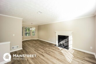 315 Wolf Downs Way in College Park, GA - Building Photo - Building Photo