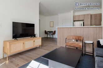 501 Murphy Ranch Rd in Milpitas, CA - Building Photo - Building Photo