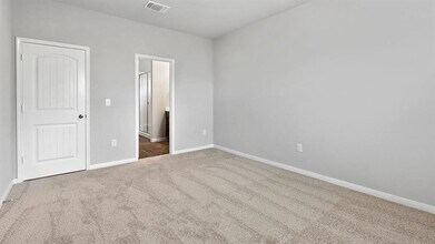 13903 Macquarie Dr in Pflugerville, TX - Building Photo - Building Photo