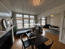 1681 Beacon St, Unit 1 in Brookline, MA - Building Photo