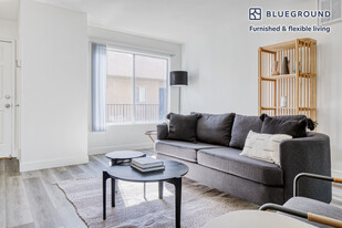 12427 W Jefferson Blvd, Unit FL2-ID567 in Los Angeles, CA - Building Photo