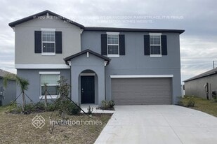 11551 Lavender Loop in Spring Hill, FL - Building Photo