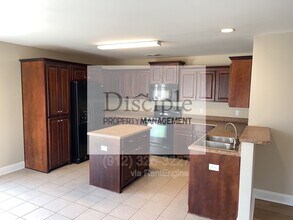 202 Scarlett Ln in Richmond Hill, GA - Building Photo - Building Photo