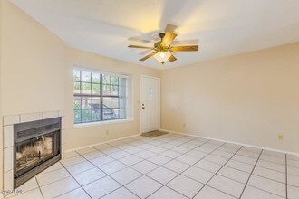 3491 N Arizona Ave-Unit -7 in Chandler, AZ - Building Photo - Building Photo