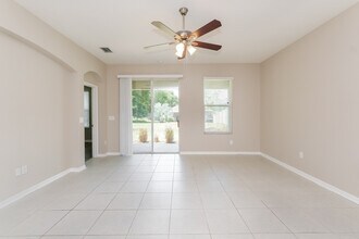 8104 Sequester Loop in Land O Lakes, FL - Building Photo - Building Photo
