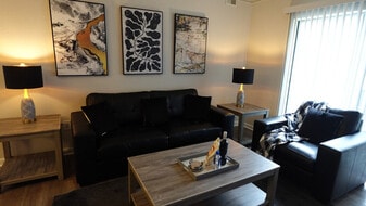 3550 Esplanade Way in Tallahassee, FL - Building Photo