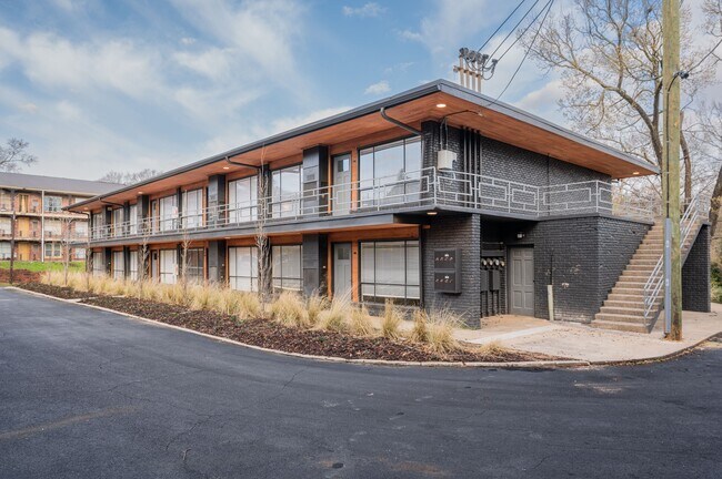 Highland Riviera in Birmingham, AL - Foto de edificio - Building Photo