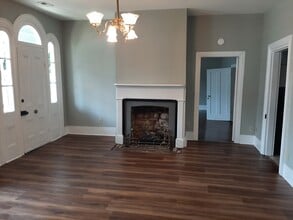 104 N Cedar St in Cross Plains, TN - Building Photo - Building Photo