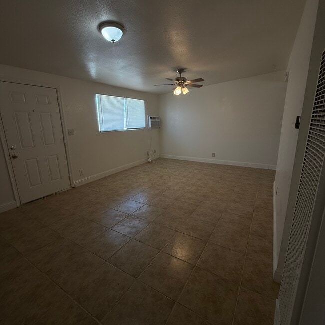 26946 Prospect St, Unit 26946 in Boron, CA - Building Photo - Building Photo