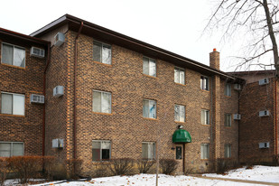 8123 Waterbury Ct Apartments