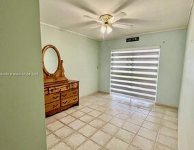 14351 SW 168th Ter in Miami, FL - Building Photo - Building Photo