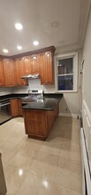 24 Hillman St, Unit 1 st floor in Clifton, NJ - Building Photo - Building Photo