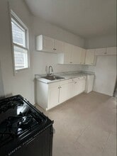 826 S 15th St, Unit 3R in Newark, NJ - Building Photo - Building Photo