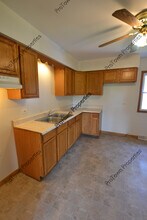 821 Penfield Ave in Joliet, IL - Building Photo - Building Photo