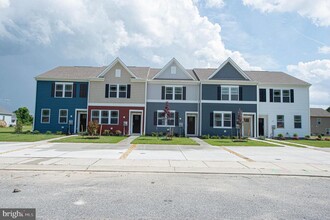130 Willowtree Ln in Fruitland, MD - Building Photo - Building Photo