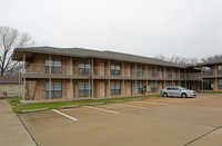 La Maureta in Denton, TX - Foto de edificio - Building Photo