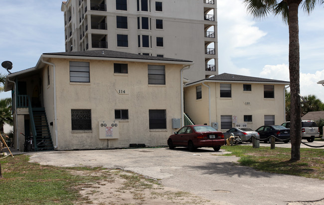 114-120 8th Ave S in Jacksonville Beach, FL - Building Photo - Building Photo