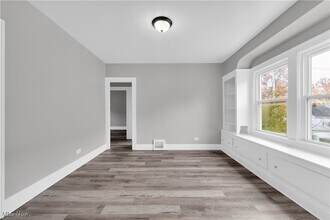 19792 Pasnow Ave in Euclid, OH - Building Photo - Building Photo