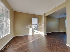 16938 Cedar Creek Ln in Noblesville, IN - Building Photo - Building Photo