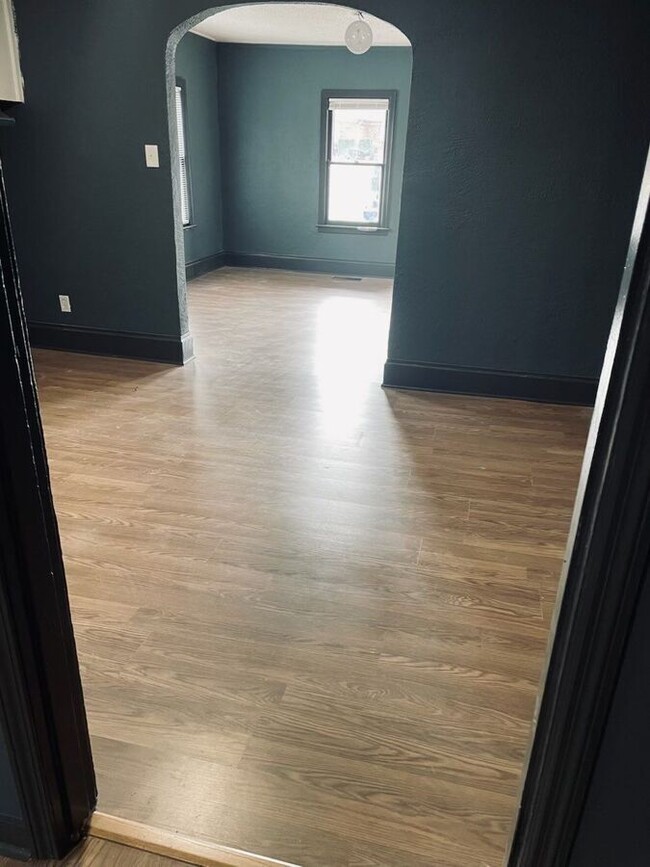 1064 Brower St in Memphis, TN - Building Photo - Building Photo